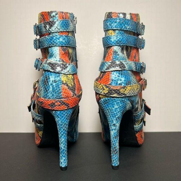 Womens HOT TOMATO Bold Buckles Snake Print Side Zip Open Toe Heels / Size 9 - Picture 4 of 8
